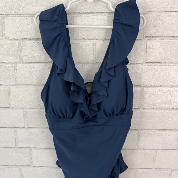CUPSHE Blue Ruffle High Cut V-Neck Crossover Back One Piece Swim Suit - Picture 2 of 8